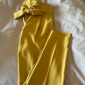 Express bow tie dress pants in size 0 long